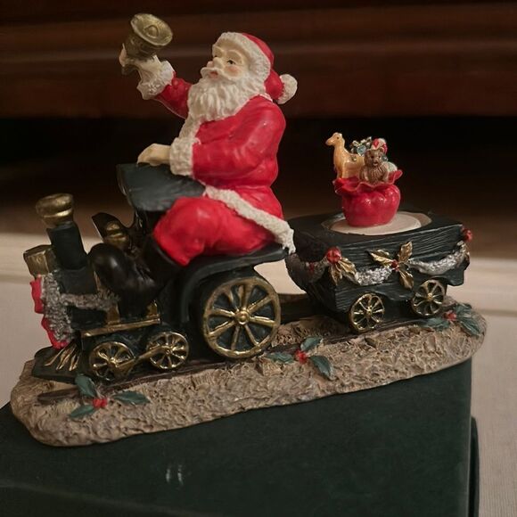 Vintage Santa Claus figurine riding a train w presents - Picture 1 of 7